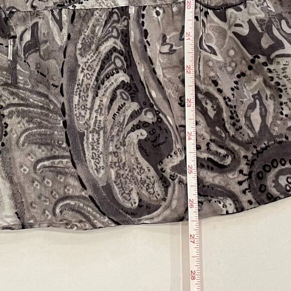 Talbots Cotton Gray, White Boho Paisley Sleeveless V-Neck Blouse, Ruffle Hem, 1X - Picture 12 of 12